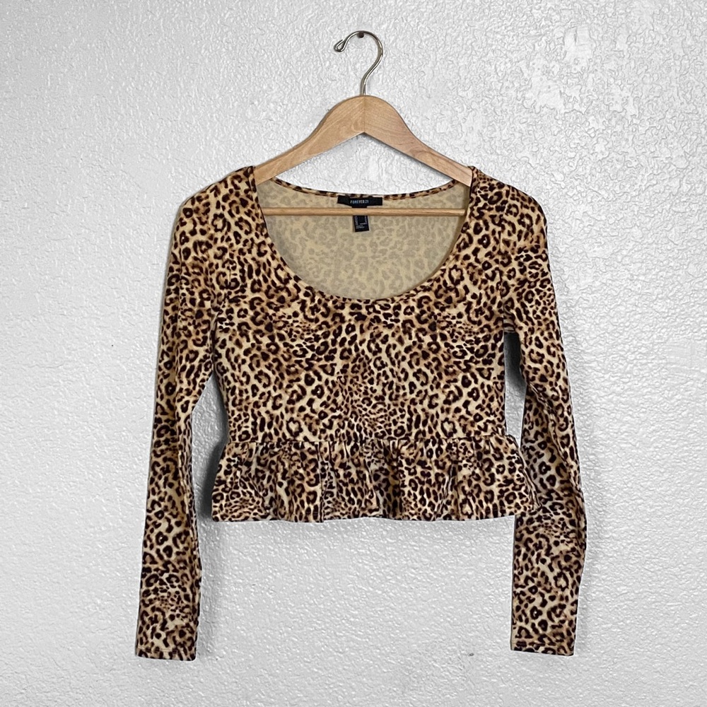 Leopard Print Ruffle-Trim Top - Picture 5 of 6